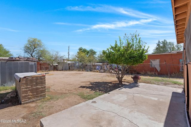 113 E President Street, Tucson, AZ 85714