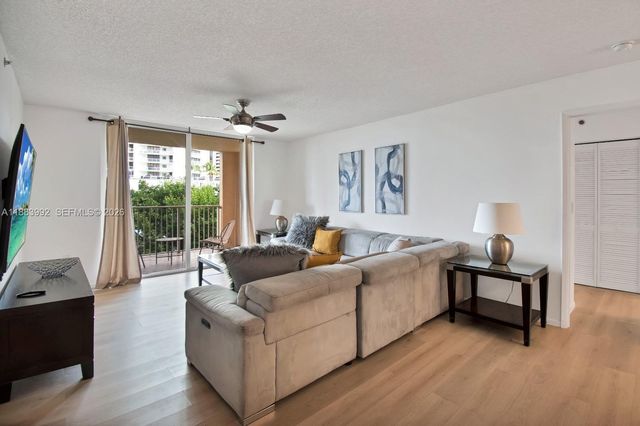 19601 E Country Club Drive 7308, Aventura, FL 33180