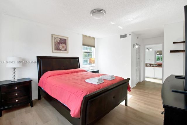 19601 E Country Club Drive 7308, Aventura, FL 33180