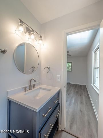 4922 Shelley Drive, Wilmington, NC 28405