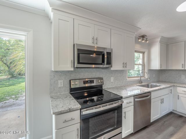 4922 Shelley Drive, Wilmington, NC 28405