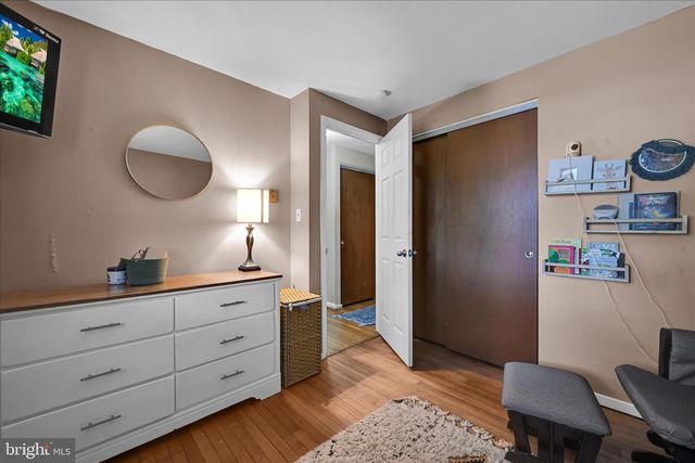 108 S WAYNE ST, Robesonia, PA 19551