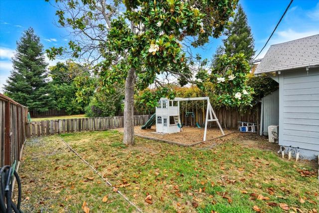 20583 Cambridge Avenue, Hayward, CA 94541