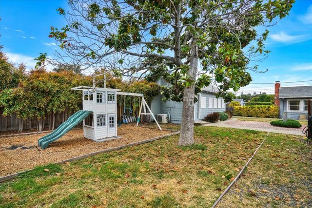 20583 Cambridge Avenue, Hayward, CA 94541