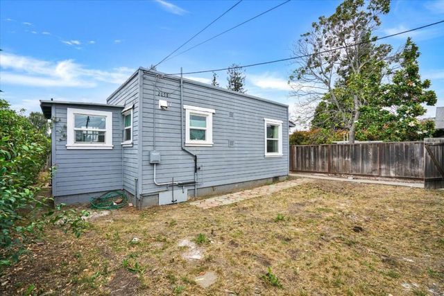 20583 Cambridge Avenue, Hayward, CA 94541