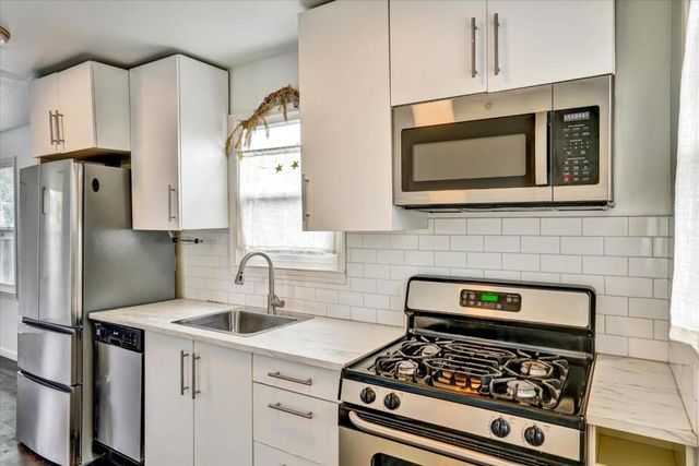 20583 Cambridge Avenue, Hayward, CA 94541