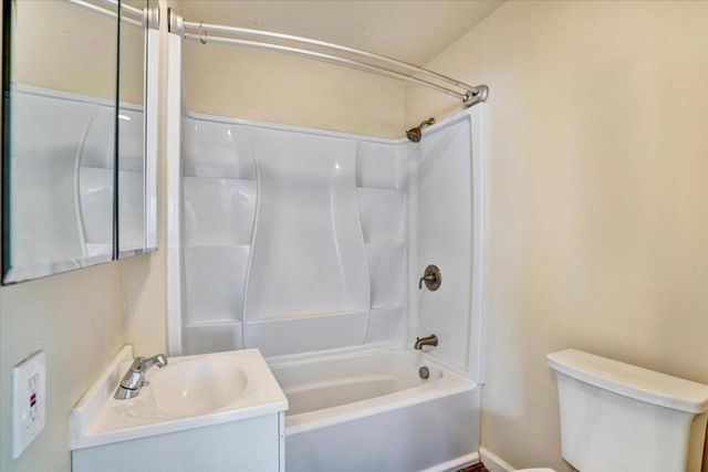 20583 Cambridge Avenue, Hayward, CA 94541