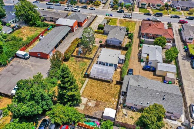 20583 Cambridge Avenue, Hayward, CA 94541