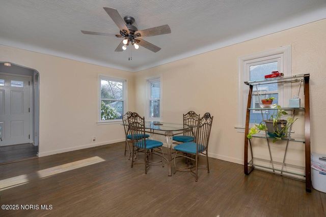 5949 Murnen Road, Toledo, OH 43623