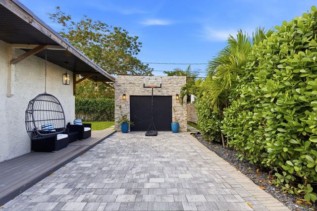 726 LYTLE Street, West Palm Beach, FL 33405