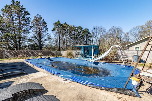 252 Overbrook Drive, Rossville, GA 30741