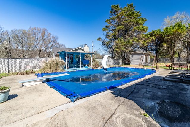 252 Overbrook Drive, Rossville, GA 30741