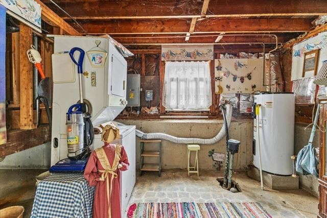 57 Carver Dr, Bridgewater, MA 02324