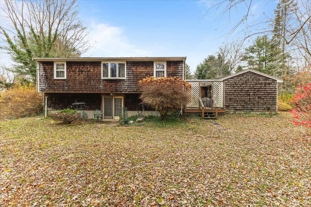 57 Carver Dr, Bridgewater, MA 02324