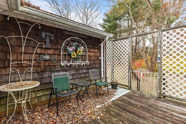 57 Carver Dr, Bridgewater, MA 02324
