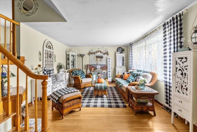 57 Carver Dr, Bridgewater, MA 02324