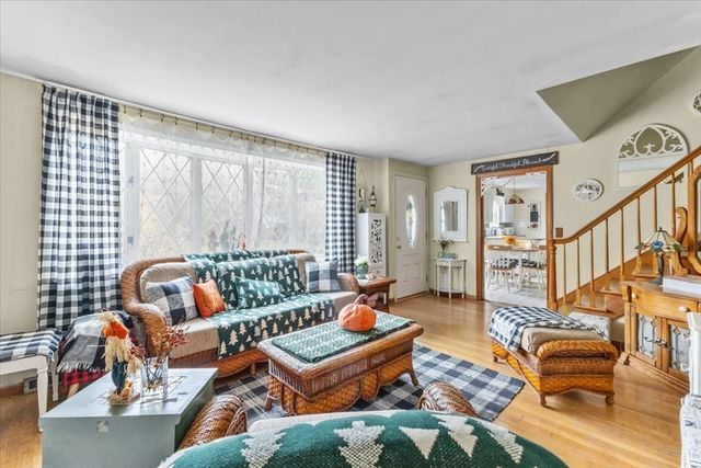 57 Carver Dr, Bridgewater, MA 02324