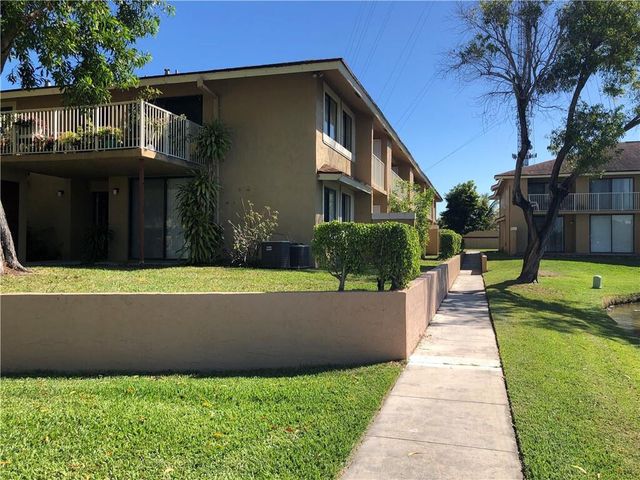 410 NW 214th Street 105, Miami Gardens, FL 33169