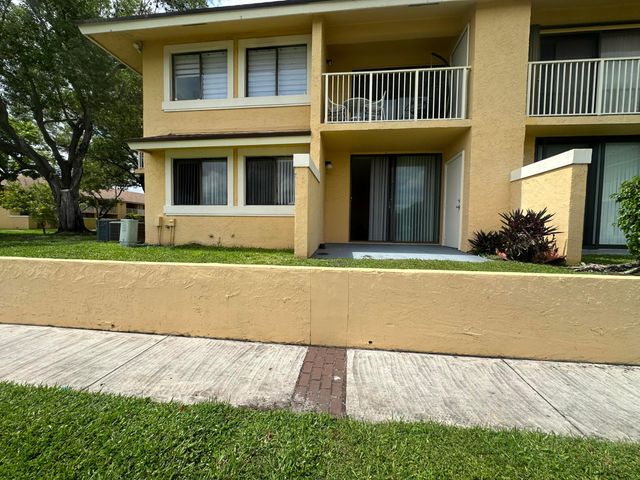 410 NW 214th Street 105, Miami Gardens, FL 33169