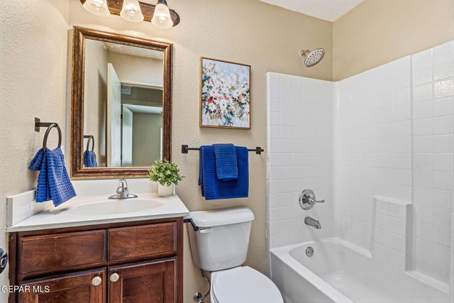 832 NENA SHAPLEIGH, Socorro, TX 79927