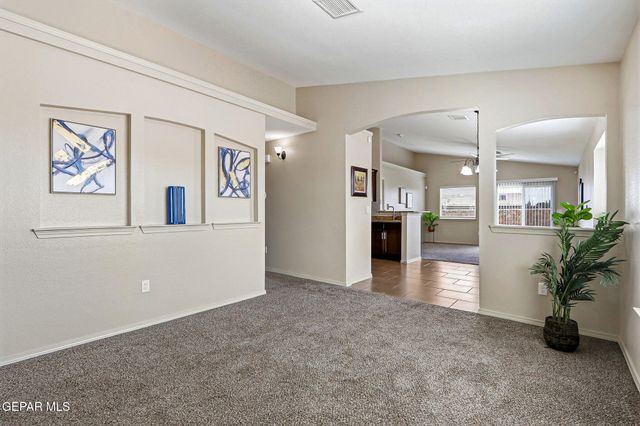 832 NENA SHAPLEIGH, Socorro, TX 79927