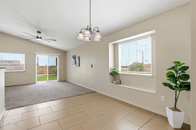 832 NENA SHAPLEIGH, Socorro, TX 79927