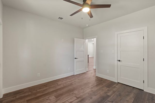621 Oaklawn Drive, River Oaks, TX 76114