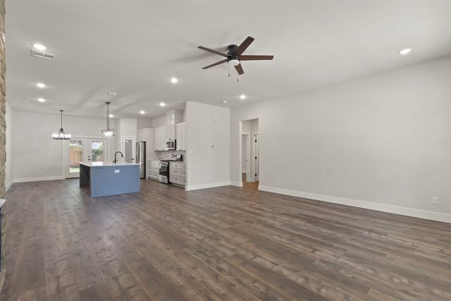 621 Oaklawn Drive, River Oaks, TX 76114