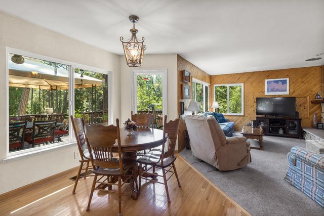 2398 Country Club Dr, Arnold, CA 95223