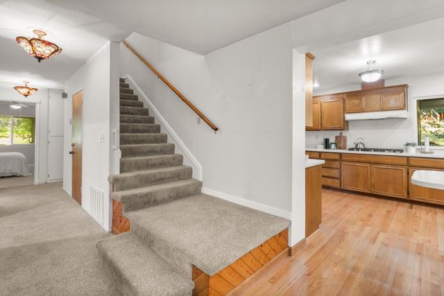 2398 Country Club Dr, Arnold, CA 95223