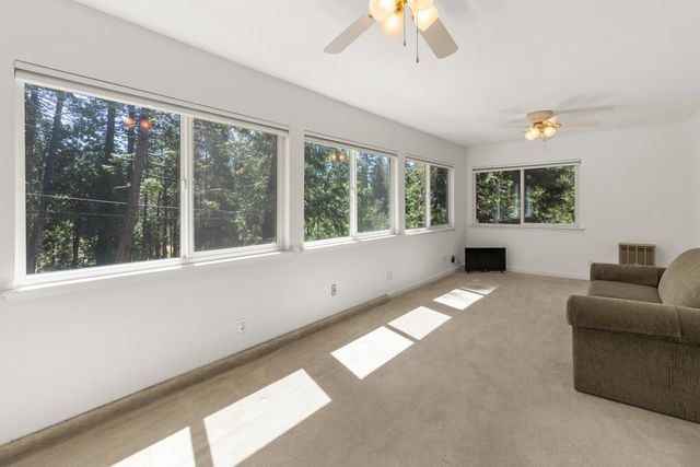2398 Country Club Dr, Arnold, CA 95223