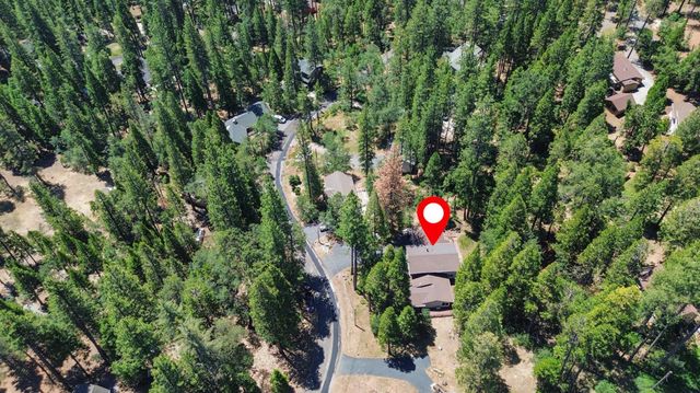 2398 Country Club Dr, Arnold, CA 95223