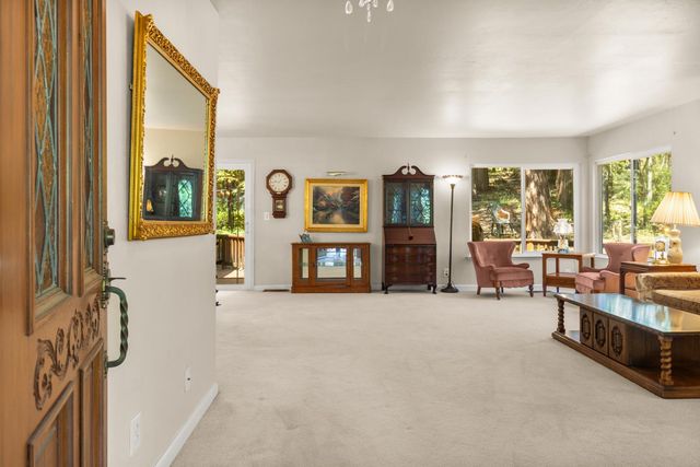 2398 Country Club Dr, Arnold, CA 95223
