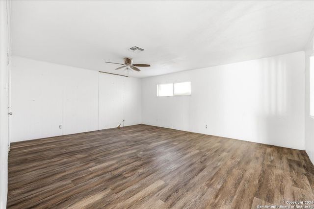 242 Fairview Ave, San Antonio, TX 78223