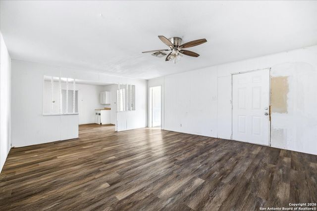 242 Fairview Ave, San Antonio, TX 78223