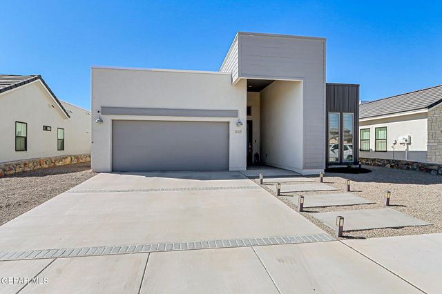 325 Playa Vista Street, Horizon City, TX 79928