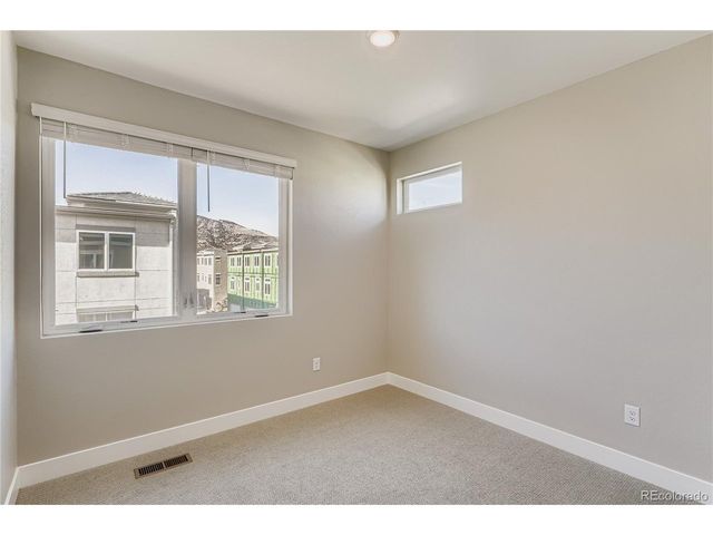 15527 W Washburn Dr, Lakewood, CO 80228