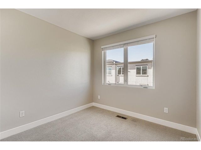 15527 W Washburn Dr, Lakewood, CO 80228