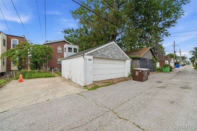 4915 Nottingham Avenue, St Louis, MO 63109