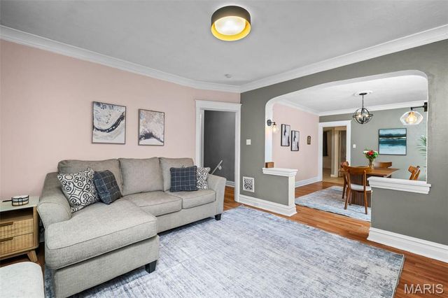 4915 Nottingham Avenue, St Louis, MO 63109