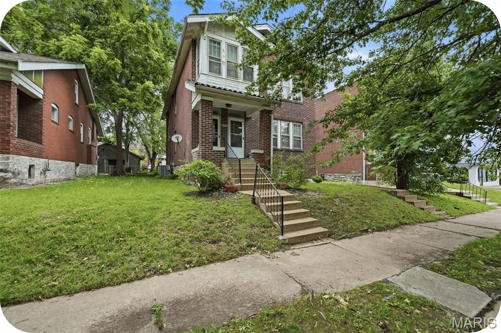 4915 Nottingham Avenue, St Louis, MO 63109