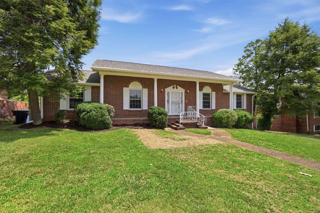 3833 Pin Oak Terrace, Chattanooga, TN 37411