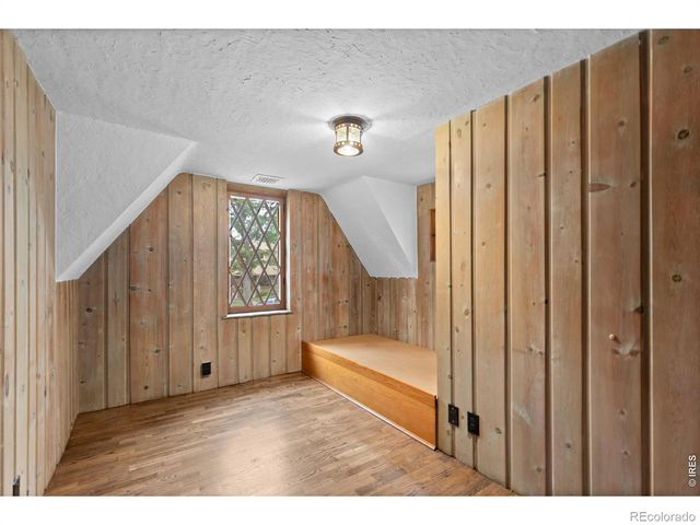 911 Lincoln Place, Boulder, CO 80302