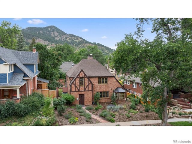 911 Lincoln Place, Boulder, CO 80302