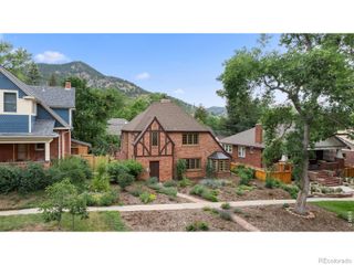 911 Lincoln Place, Boulder, CO 80302