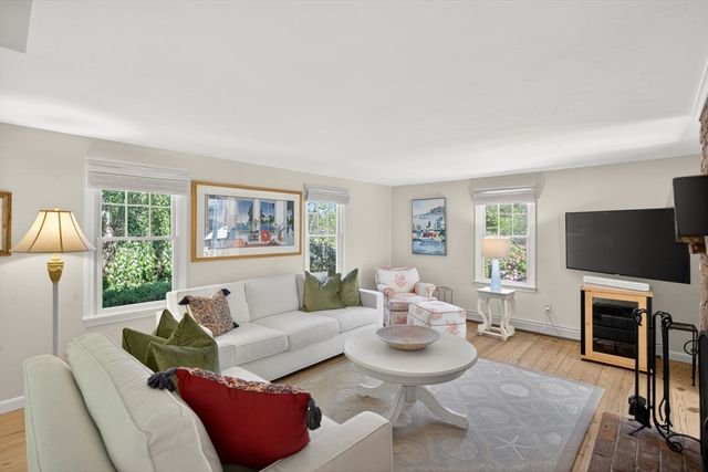 27 Lovell Lane, Orleans, MA 02653