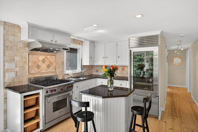 27 Lovell Lane, Orleans, MA 02653