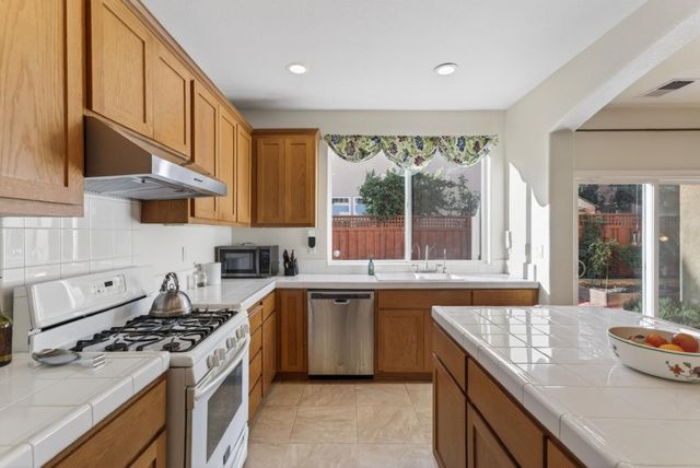 714 Arce Street, Watsonville, CA 95076