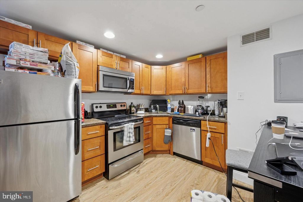 4310 SPRUCE ST, PHILADELPHIA, PA 19104 — photo 3