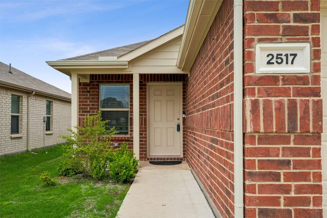 2517 Russell Street, Crandall, TX 75114